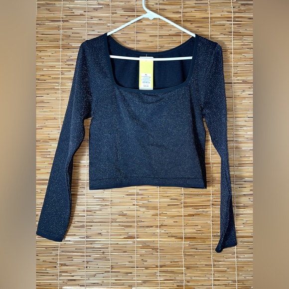 all in motion Tops - NWT All In Motion Women's Seamless‎ Long Sleeve Blue Glitter Top Size XL